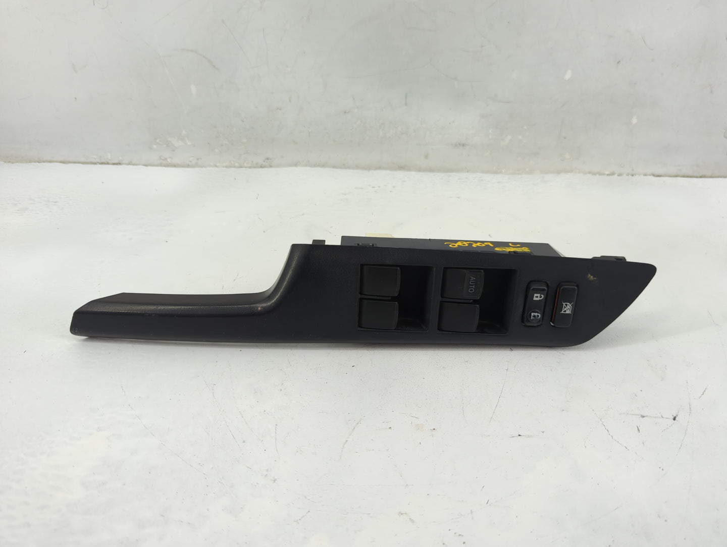 2010 Pontiac Vibe Master Power Window Switch Replacement Driver Side Left Fits OEM Used Auto Parts - Oemusedautoparts1.com