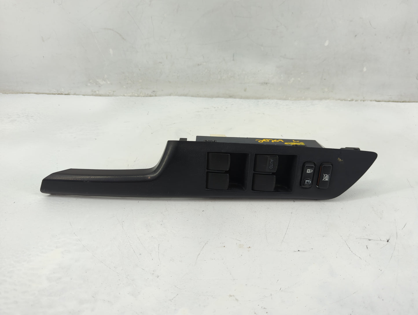 2010 Pontiac Vibe Master Power Window Switch Replacement Driver Side Left Fits OEM Used Auto Parts - Oemusedautoparts1.com