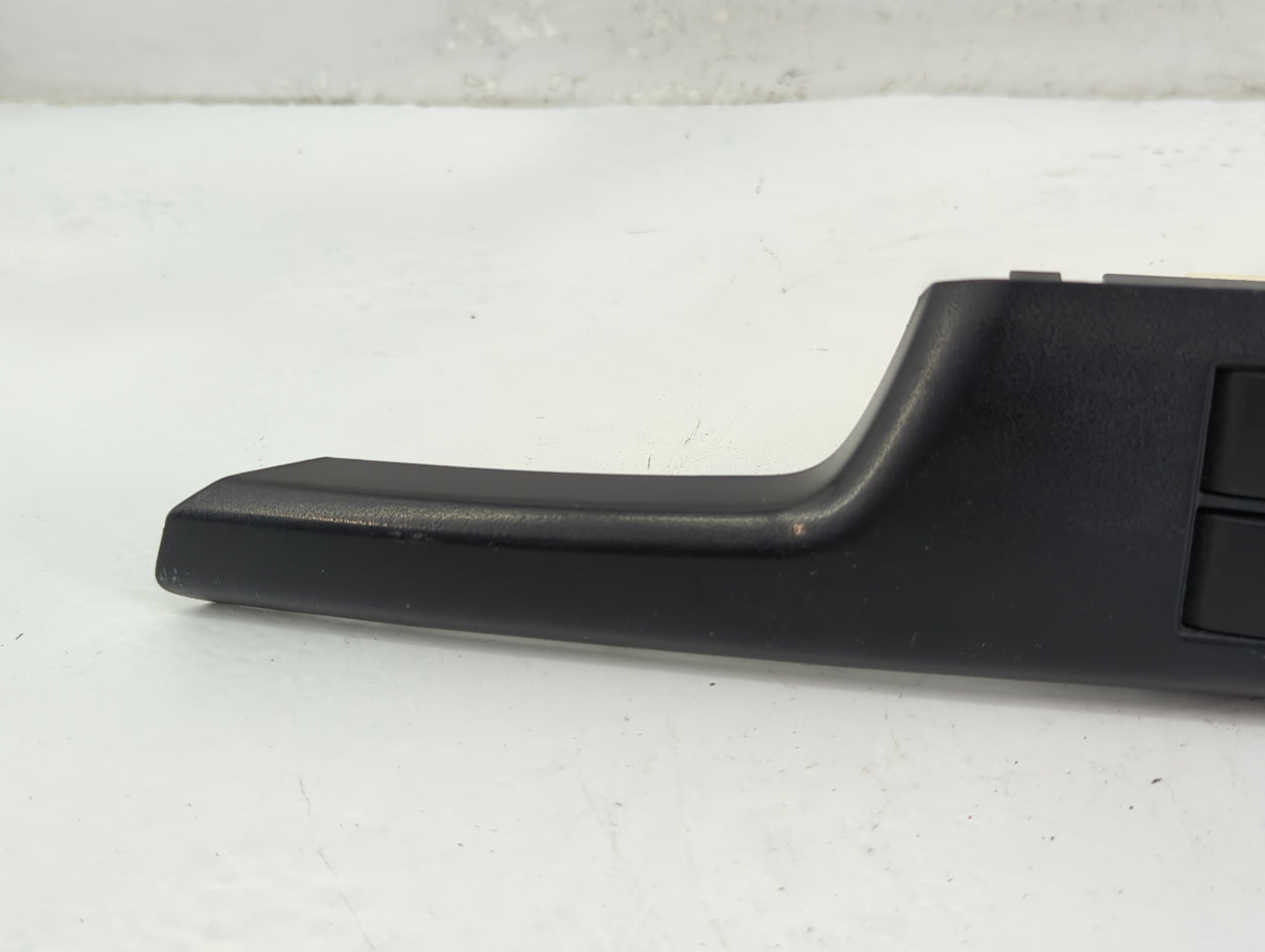 2010 Pontiac Vibe Master Power Window Switch Replacement Driver Side Left Fits OEM Used Auto Parts - Oemusedautoparts1.com