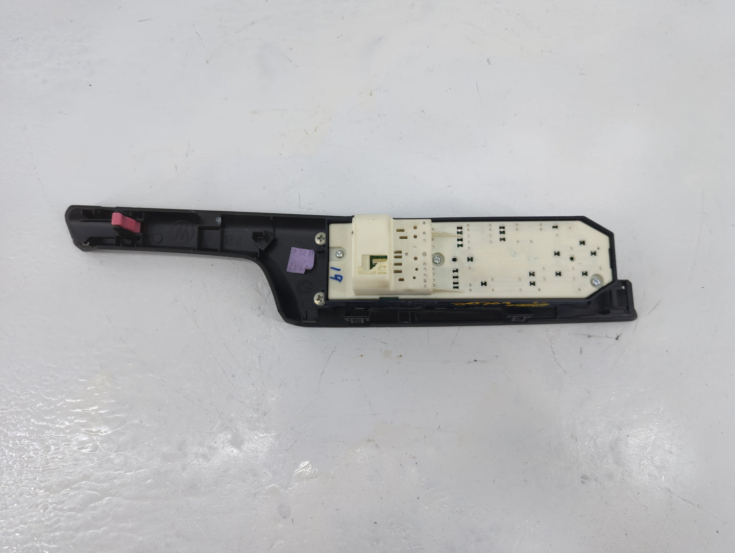 2010 Pontiac Vibe Master Power Window Switch Replacement Driver Side Left Fits OEM Used Auto Parts - Oemusedautoparts1.com