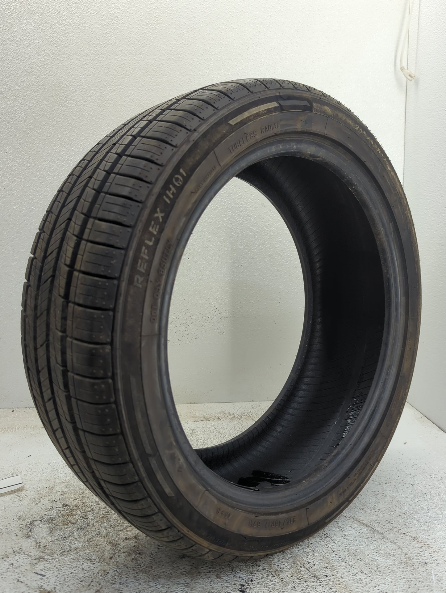 Used Tire 215/45R17 IRONHEAD REFLEX IHO1 87W - Tread Depth 8/32 - Oemusedautoparts1.com