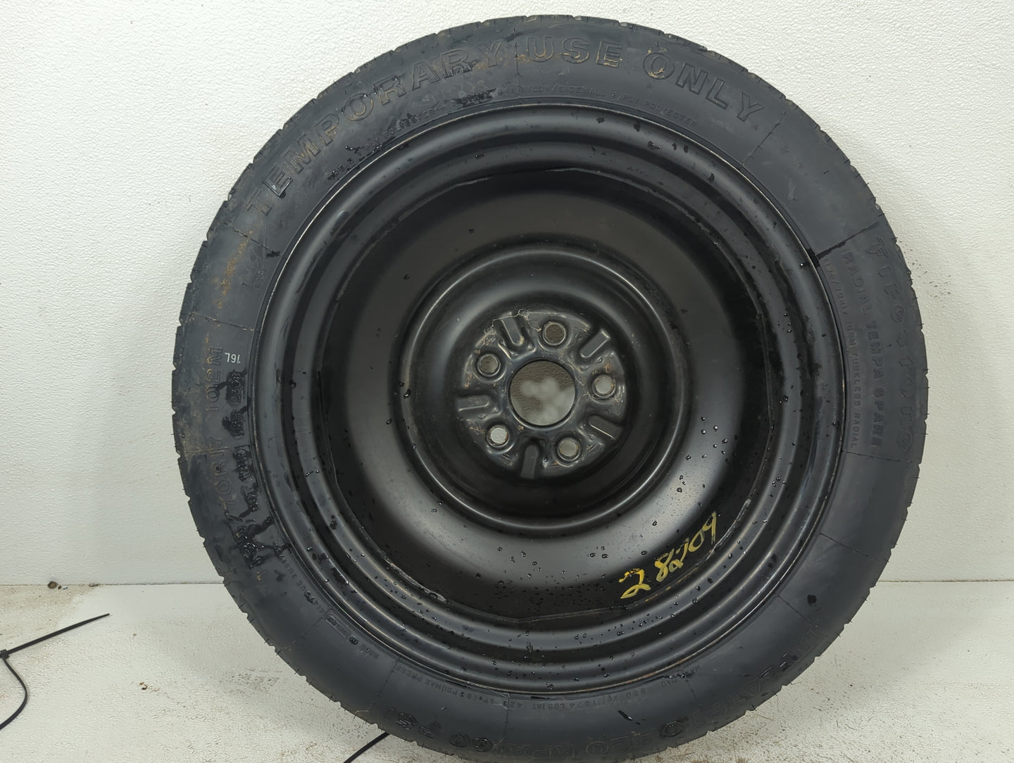 2010 Pontiac Vibe Vibe Spare Donut Tire Wheel Rim Oem - Oemusedautoparts1.com