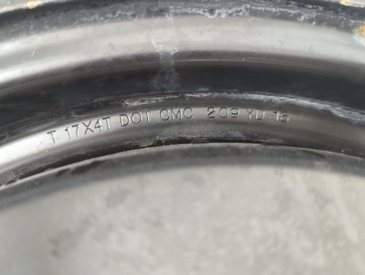 2010 Pontiac Vibe Vibe Spare Donut Tire Wheel Rim Oem - Oemusedautoparts1.com