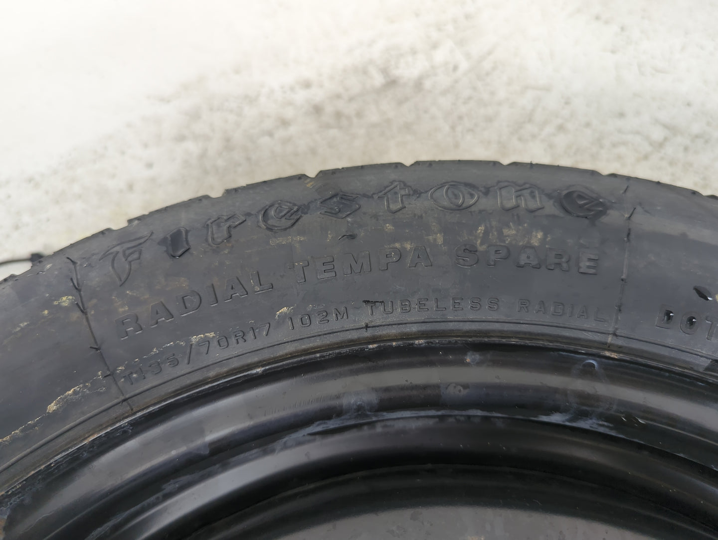 2010 Pontiac Vibe Vibe Spare Donut Tire Wheel Rim Oem - Oemusedautoparts1.com