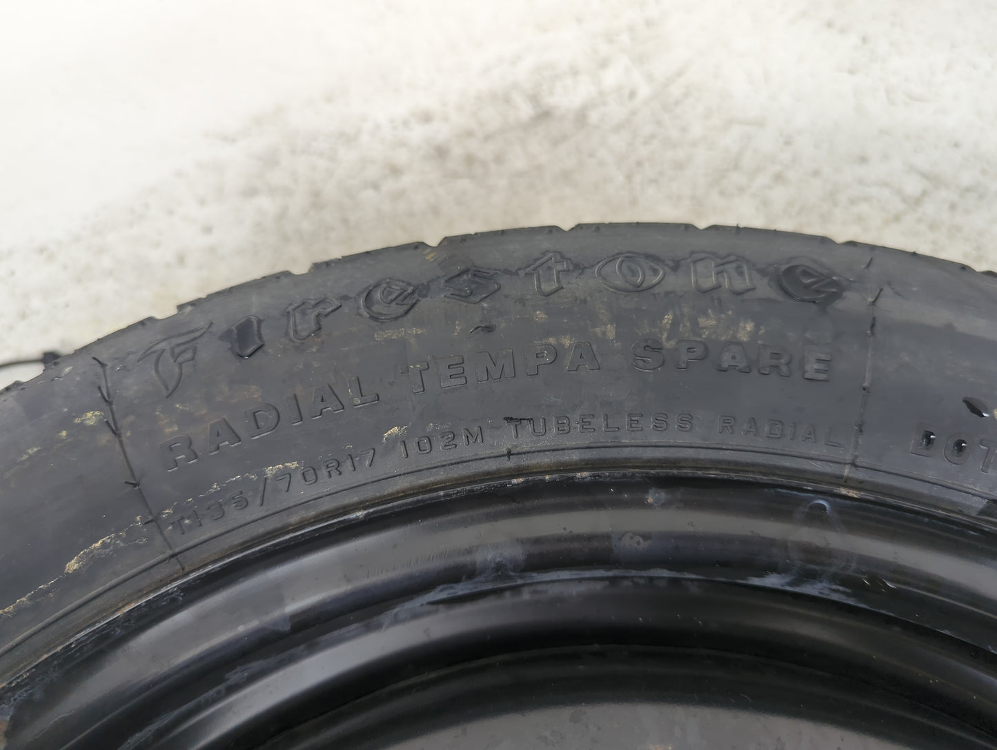 2010 Pontiac Vibe Vibe Spare Donut Tire Wheel Rim Oem - Oemusedautoparts1.com