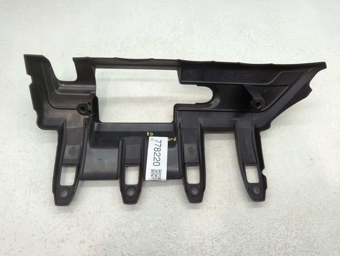 2010 Porsche Panamera Engine Cover - Oemusedautoparts1.com