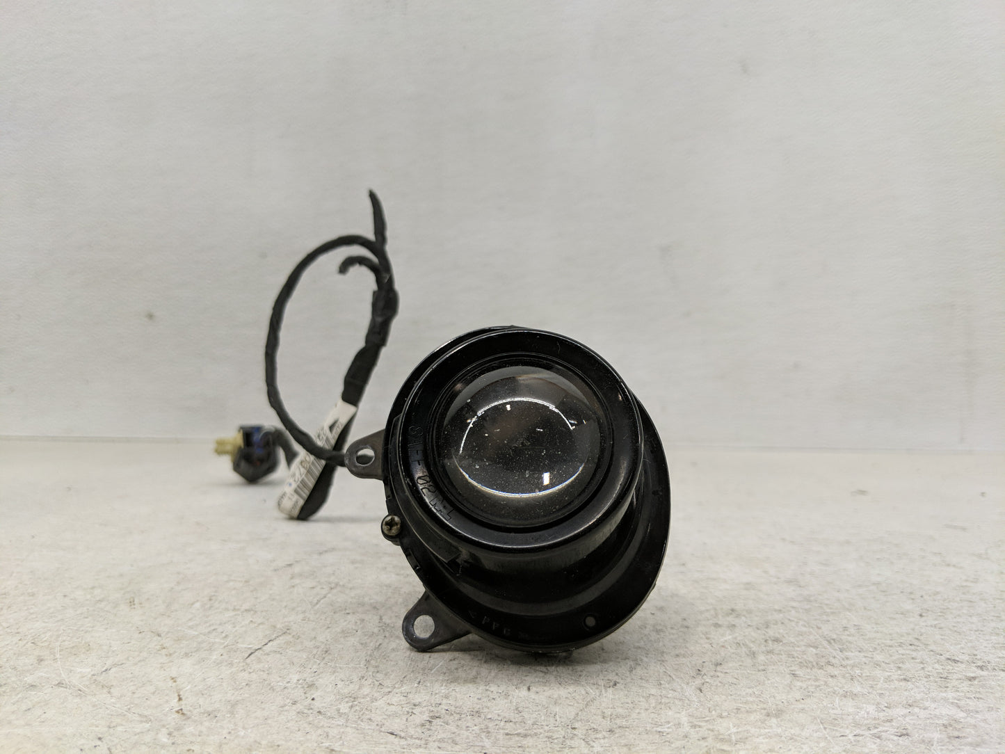 2010 Saturn Outlook Driver Left Oem Front Light Lamp - Oemusedautoparts1.com