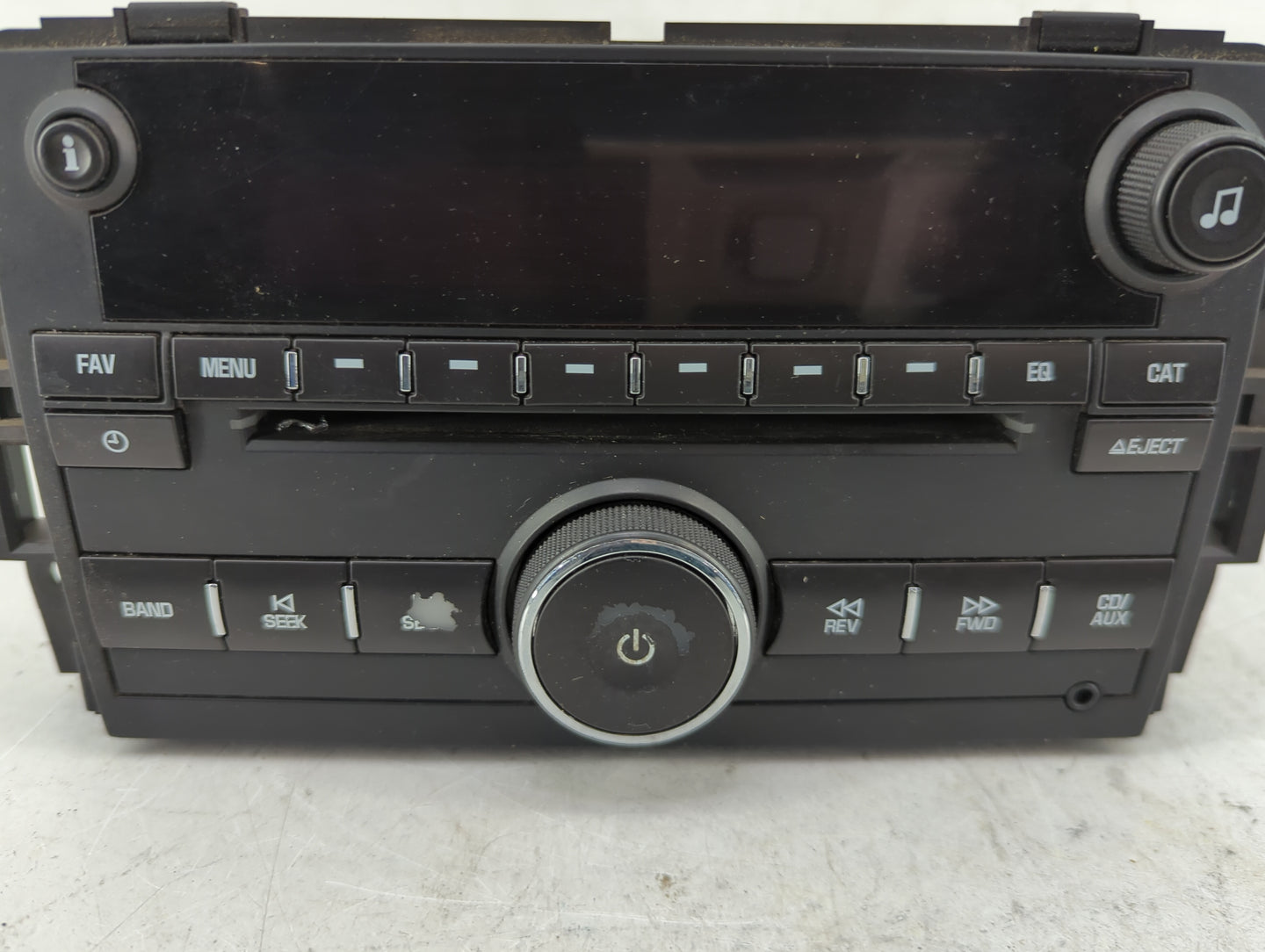 2010 Saturn Outlook Radio AM FM Cd Player Receiver Replacement P/N:20918591 Fits OEM Used Auto Parts - Oemusedautoparts1.com