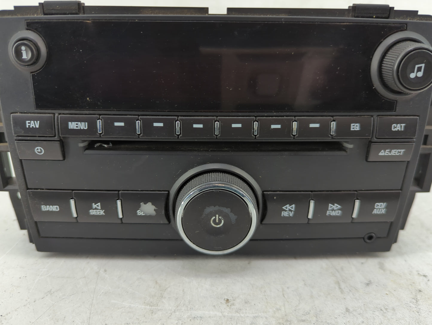2010 Saturn Outlook Radio AM FM Cd Player Receiver Replacement P/N:20918591 Fits OEM Used Auto Parts - Oemusedautoparts1.com