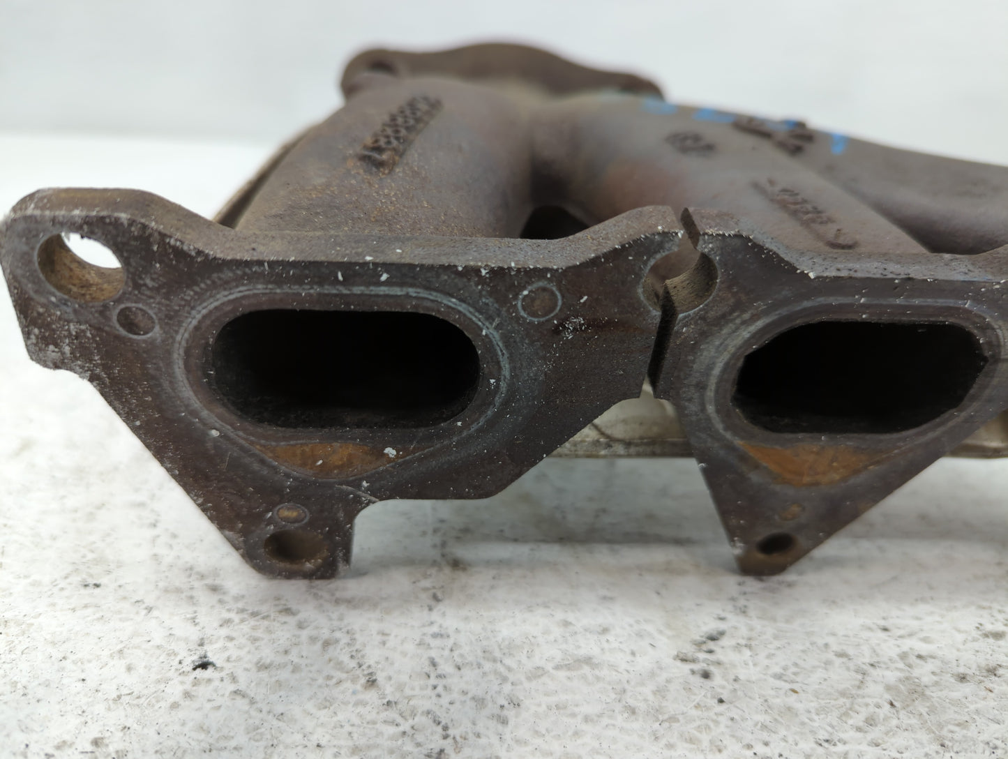 Saturn Outlook Turbocharger Exhaust Manifold With Turbo Charger - Oemusedautoparts1.com