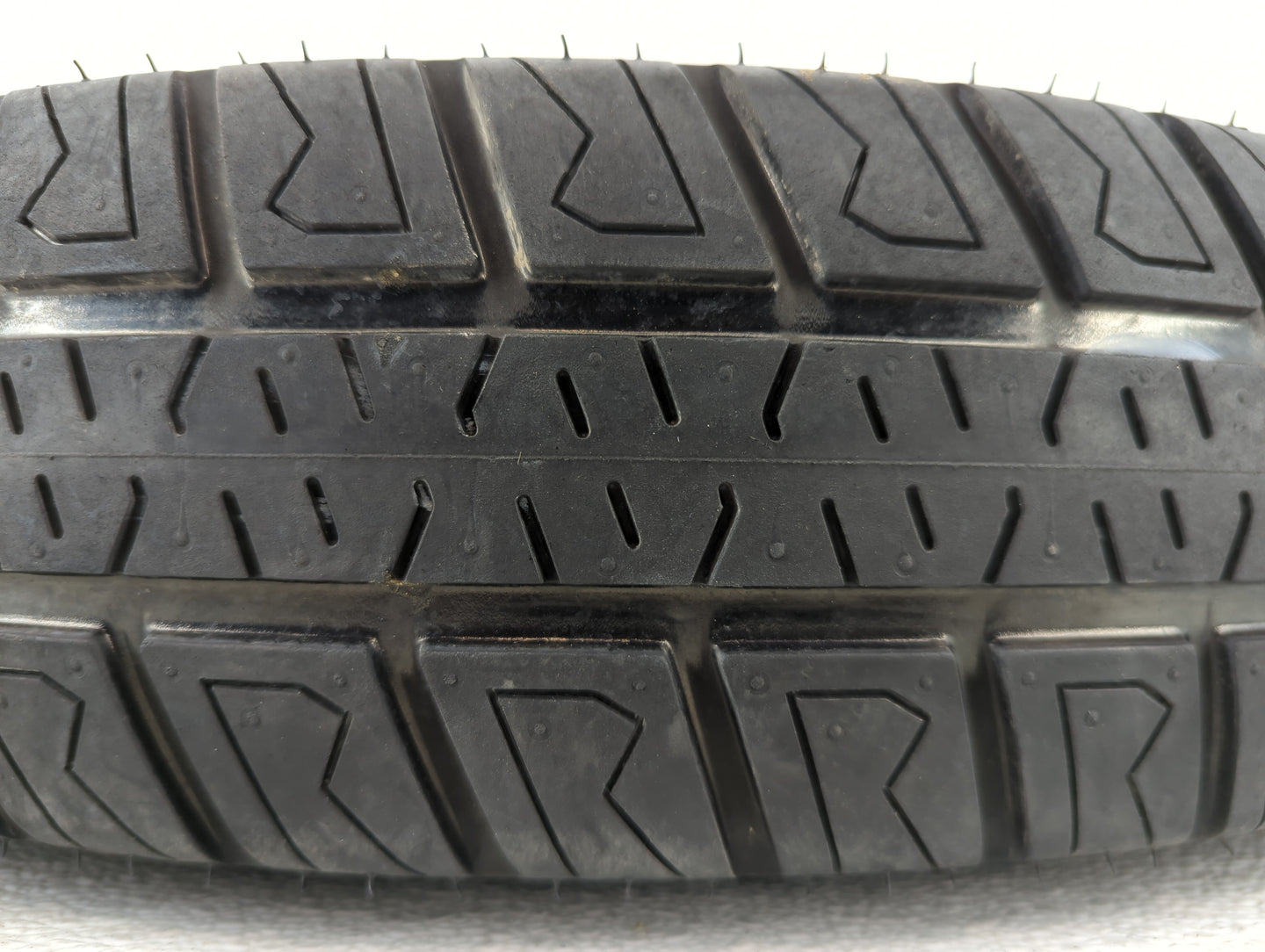 2002-2010 Saturn Vue Spare Donut Tire Wheel Rim Oem - Oemusedautoparts1.com