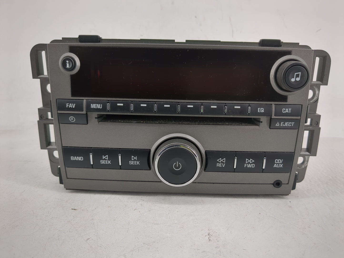 2010 Saturn Vue Radio AM FM Cd Player Receiver Replacement P/N:20790696 Fits OEM Used Auto Parts - Oemusedautoparts1.com