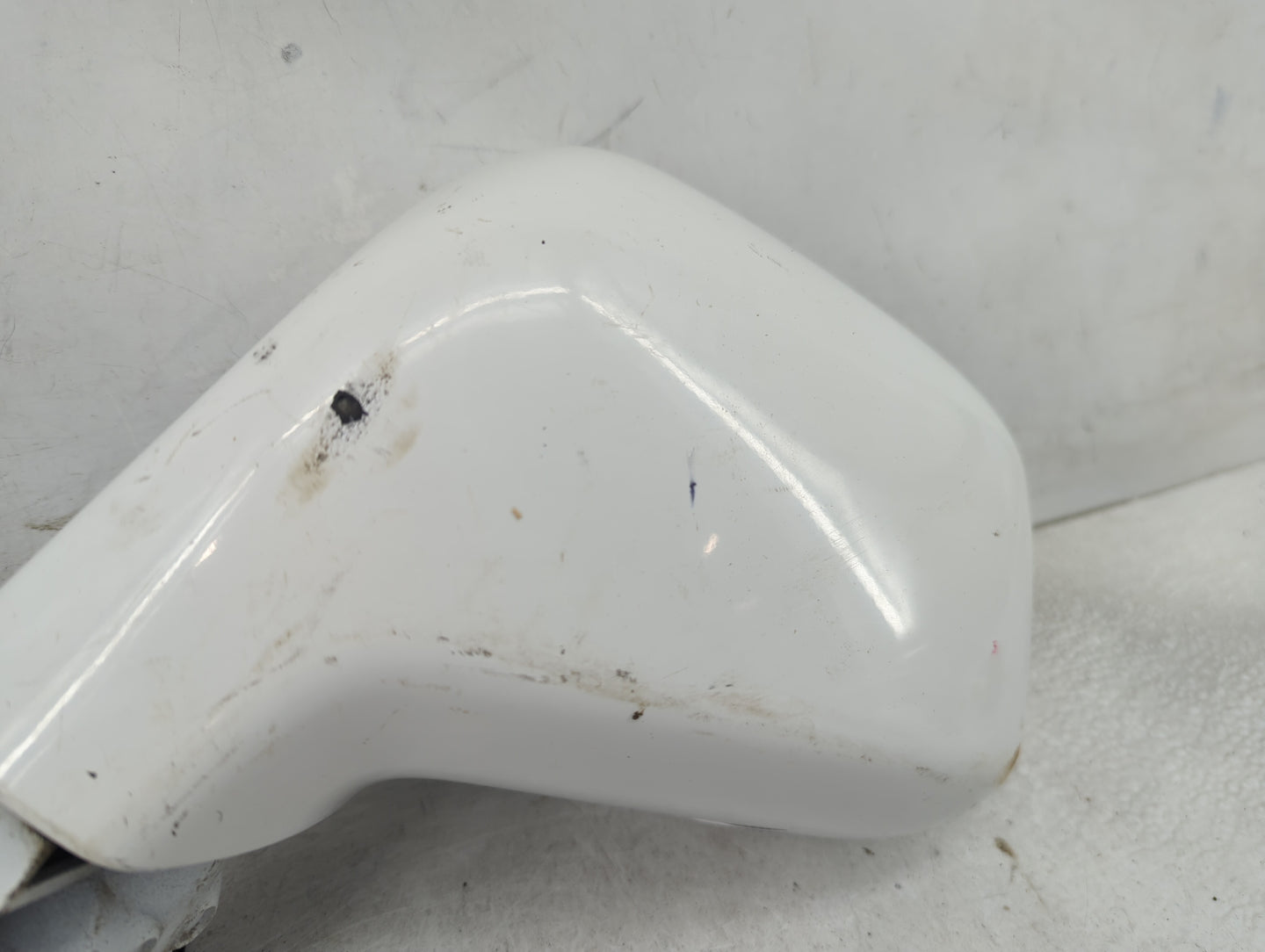 2008-2010 Saturn Vue Driver Side View Mirror - Left Door Mirror OEM Used - Oemusedautoparts1.com