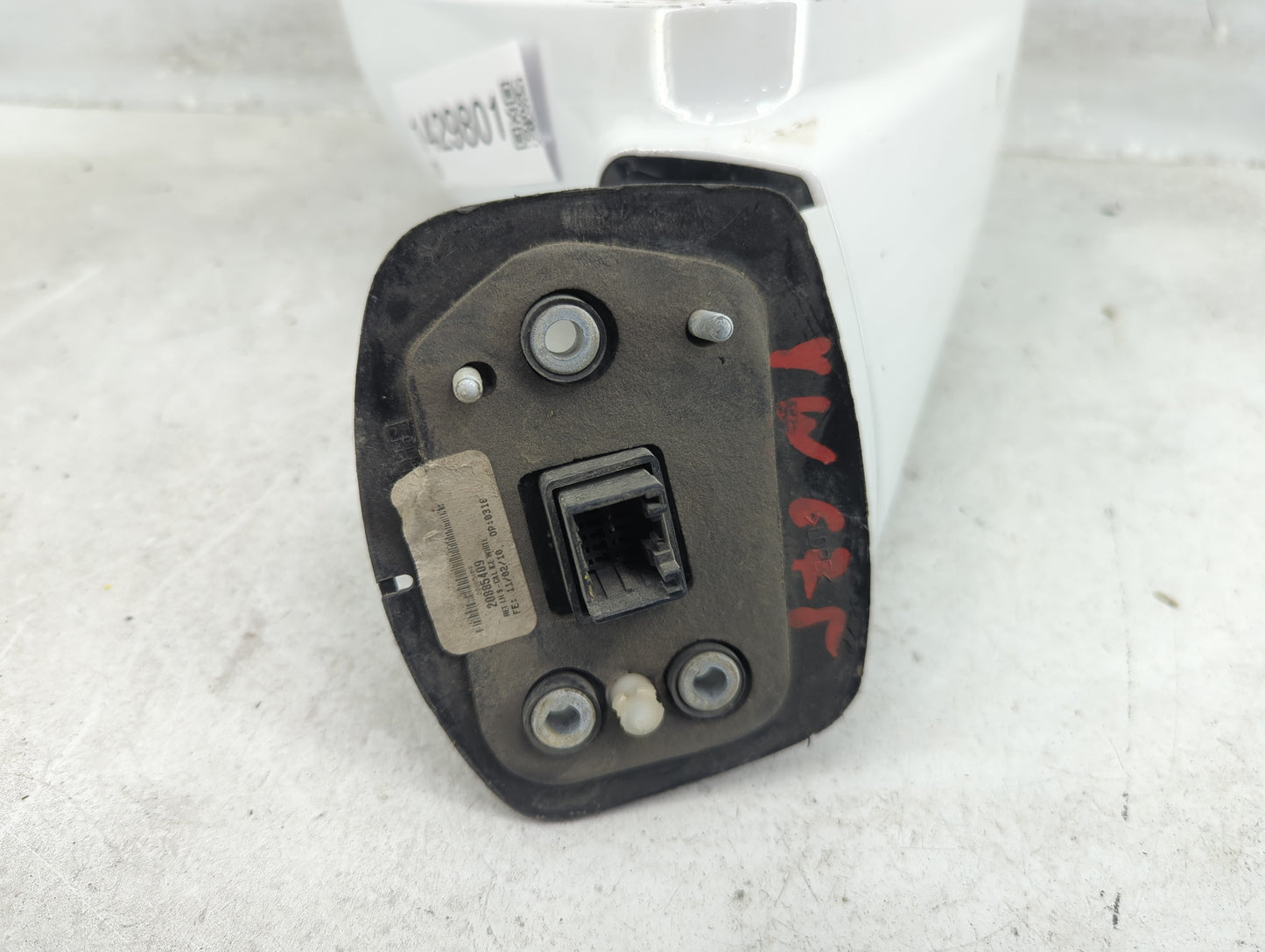 2008-2010 Saturn Vue Driver Side View Mirror - Left Door Mirror OEM Used - Oemusedautoparts1.com