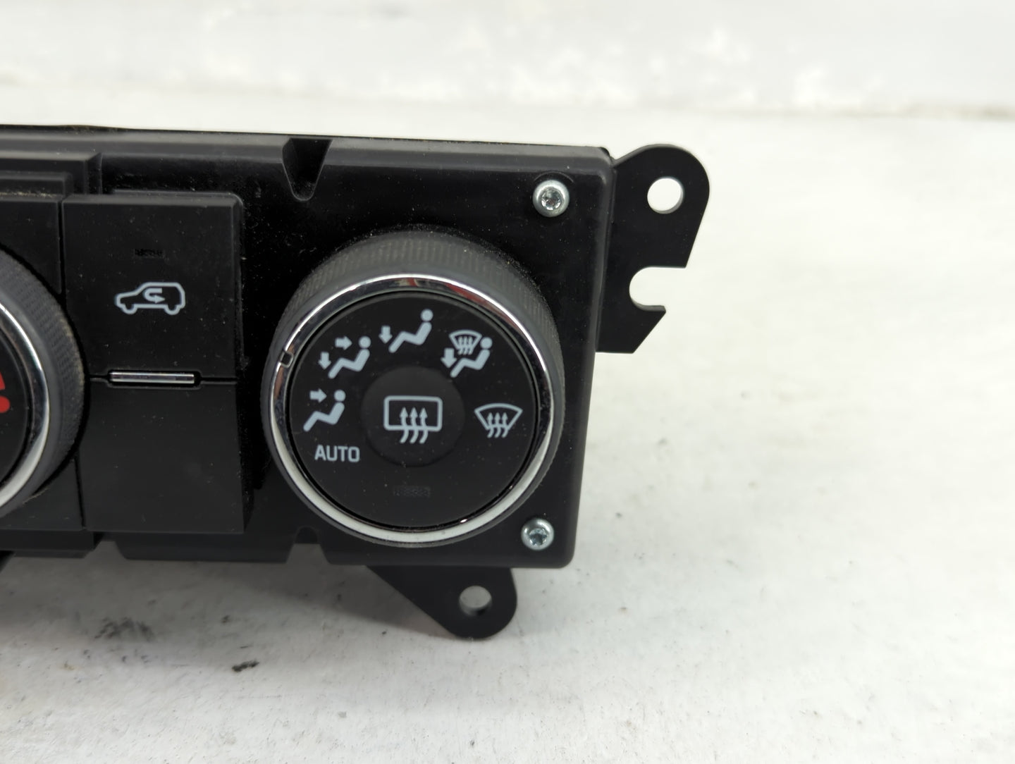 2008-2010 Saturn Vue Climate Control Module Temperature AC/Heater Replacement P/N:25992366 Fits Fits 2008 2009 2010 OEM Used