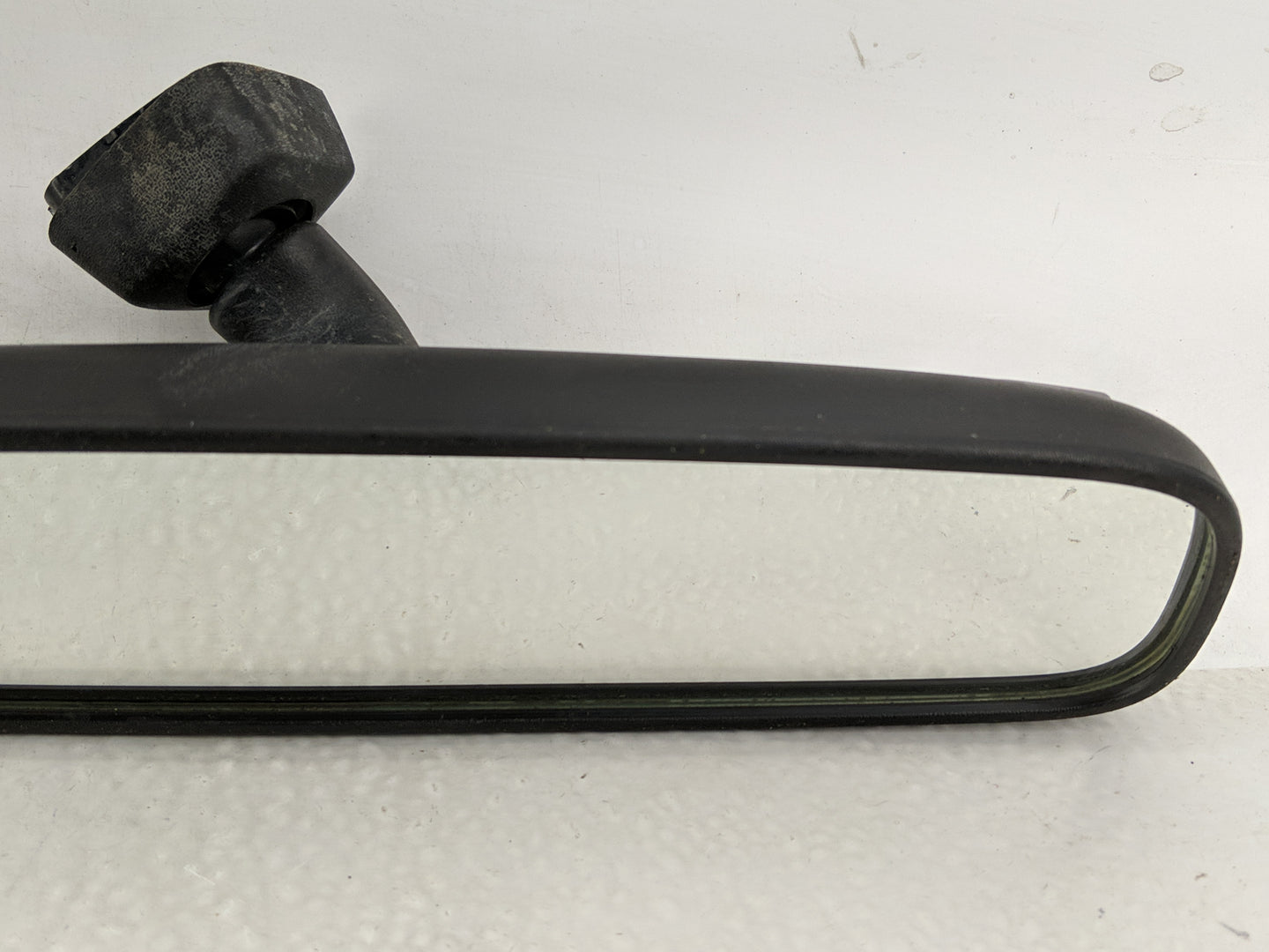 2005-2016 Scion Tc Interior Rear View Mirror Replacement OEM P/N:E4012197 E4022197 Fits OEM Used Auto Parts - Oemusedautopar