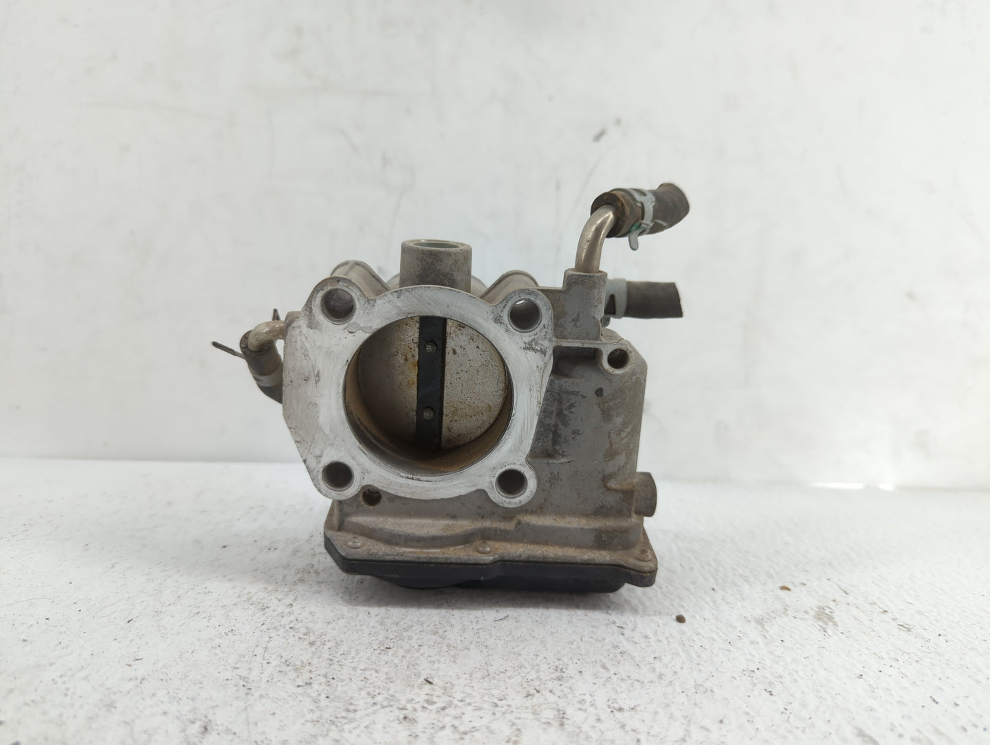 2006-2010 Scion Tc Throttle Body P/N:22030-0H031 22030-28071 Fits Fits 2006 2007 2008 2009 2010 2011 2012 2013 2014 2015 OEM