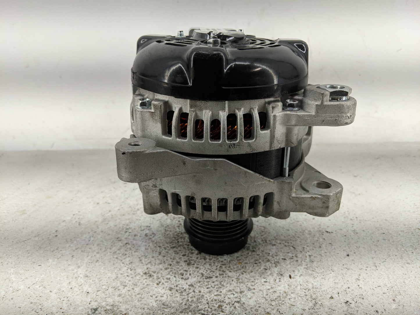 2008-2015 Scion Xb Alternator Replacement Generator Charging Assembly Engine OEM P/N:400-52167R Fits OEM Used Auto Parts - O