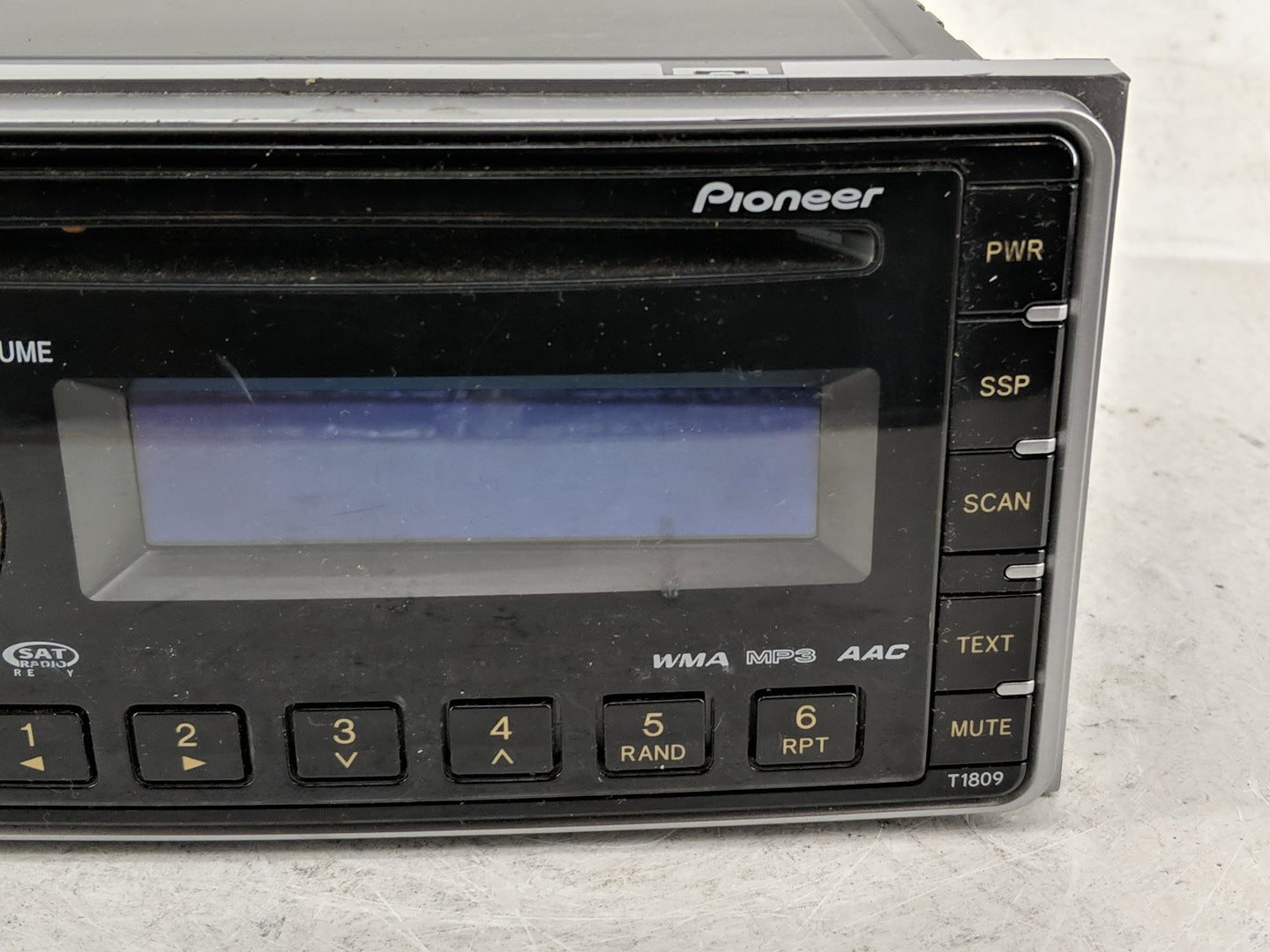 2008-2014 Scion Xb Radio AM FM Cd Player Receiver Replacement P/N:PT546-00081 PT545-00102 Fits OEM Used Auto Parts - Oemused
