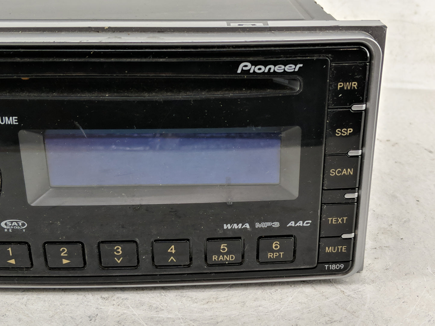 2008-2014 Scion Xb Radio AM FM Cd Player Receiver Replacement P/N:PT546-00081 PT545-00102 Fits OEM Used Auto Parts - Oemused