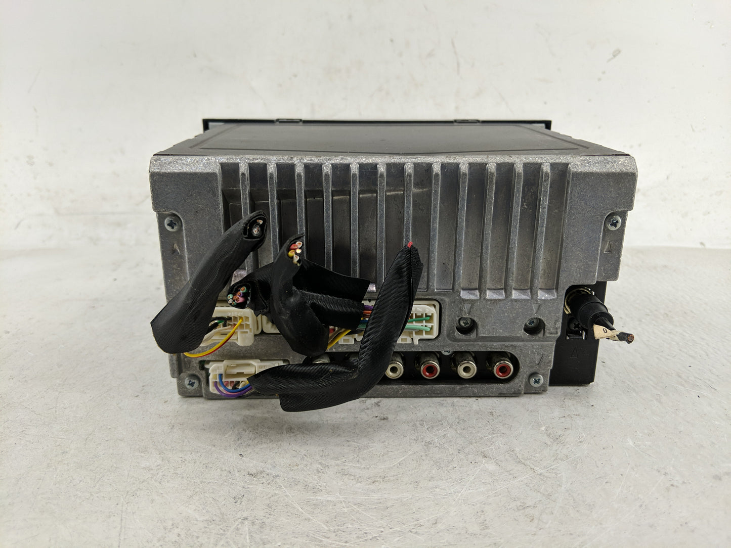 2008-2014 Scion Xb Radio AM FM Cd Player Receiver Replacement P/N:PT546-00081 PT545-00102 Fits OEM Used Auto Parts - Oemused