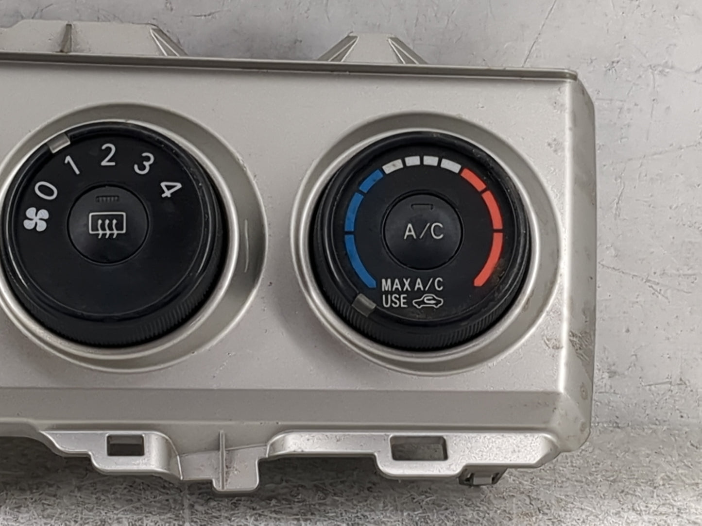 2008-2010 Scion Xb Climate Control Module Temperature AC/Heater Replacement P/N:55406-12490 Fits Fits 2008 2009 2010 OEM Use