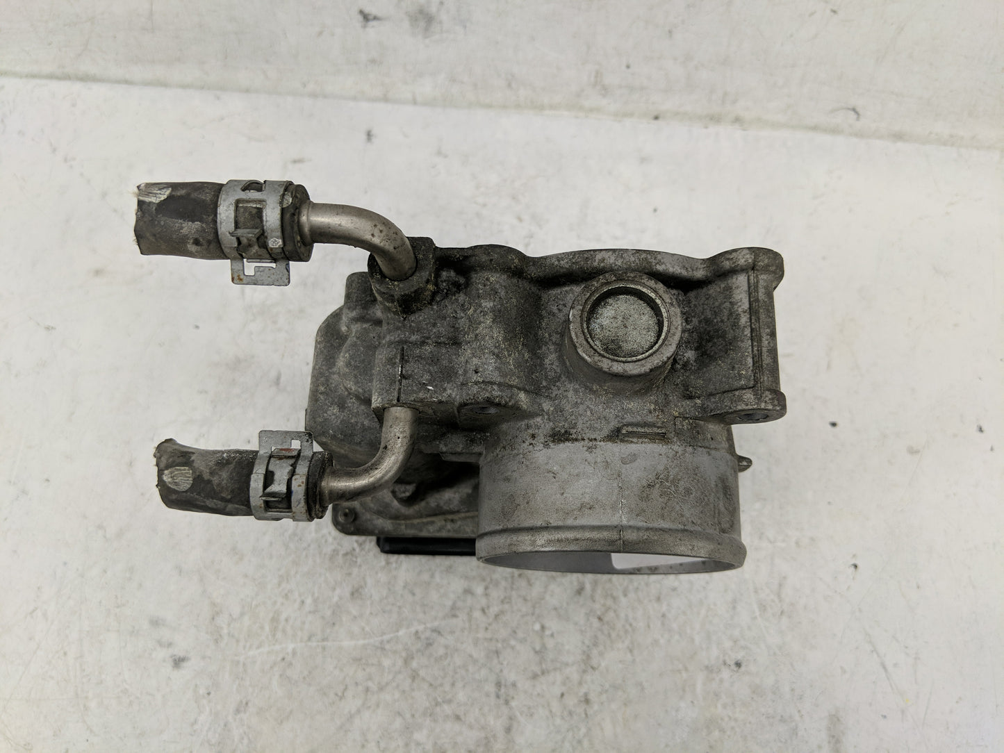 2008-2012 Scion Xd Throttle Body P/N:22030-3702D Fits Fits 2008 2009 2010 2011 2012 OEM Used Auto Parts - Oemusedautoparts1.