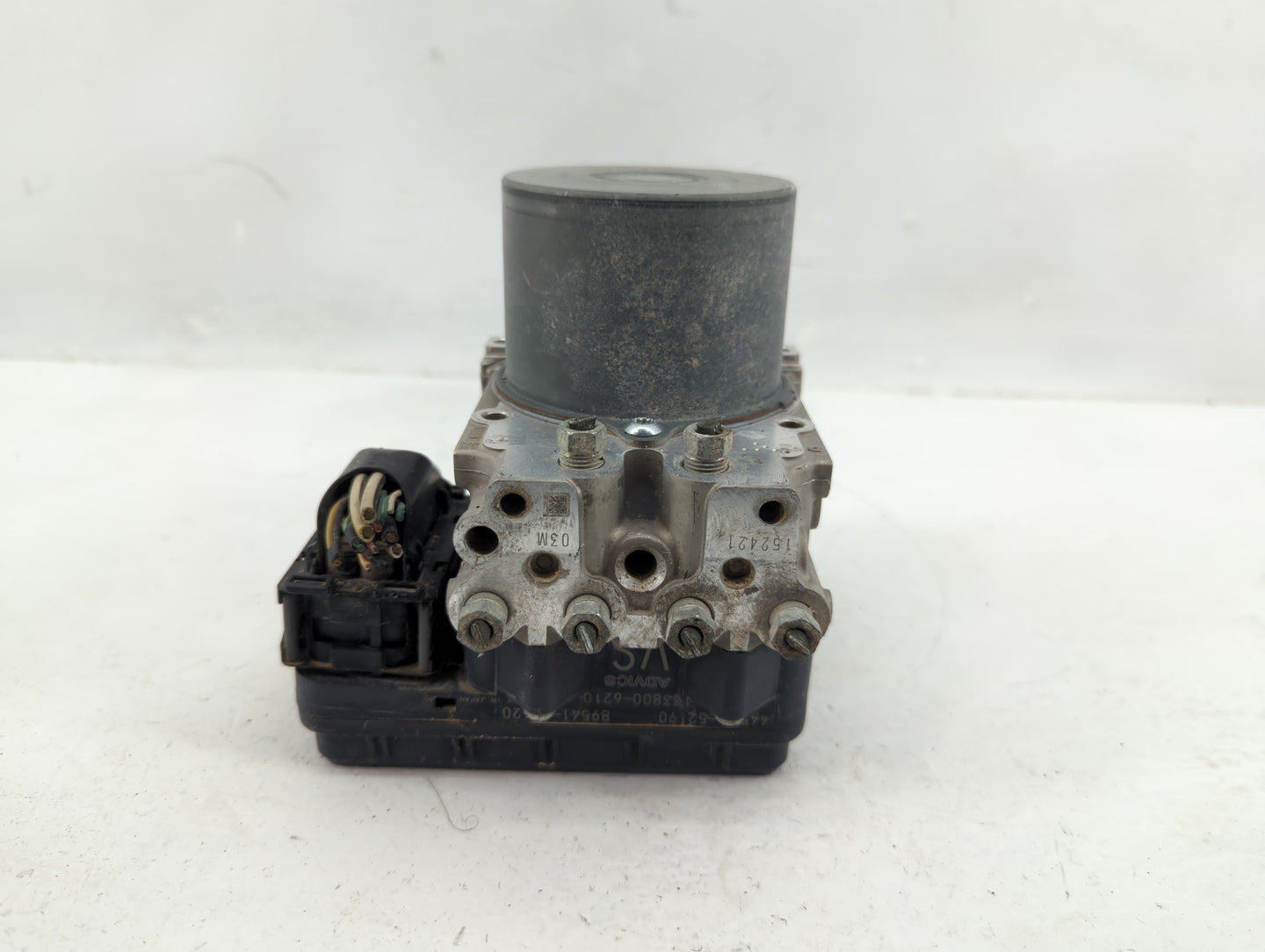 2010 Scion Xd ABS Pump Control Module Replacement P/N:133800-6210 89541-52620, 44540-52190 Fits OEM Used Auto Parts - Oemuse