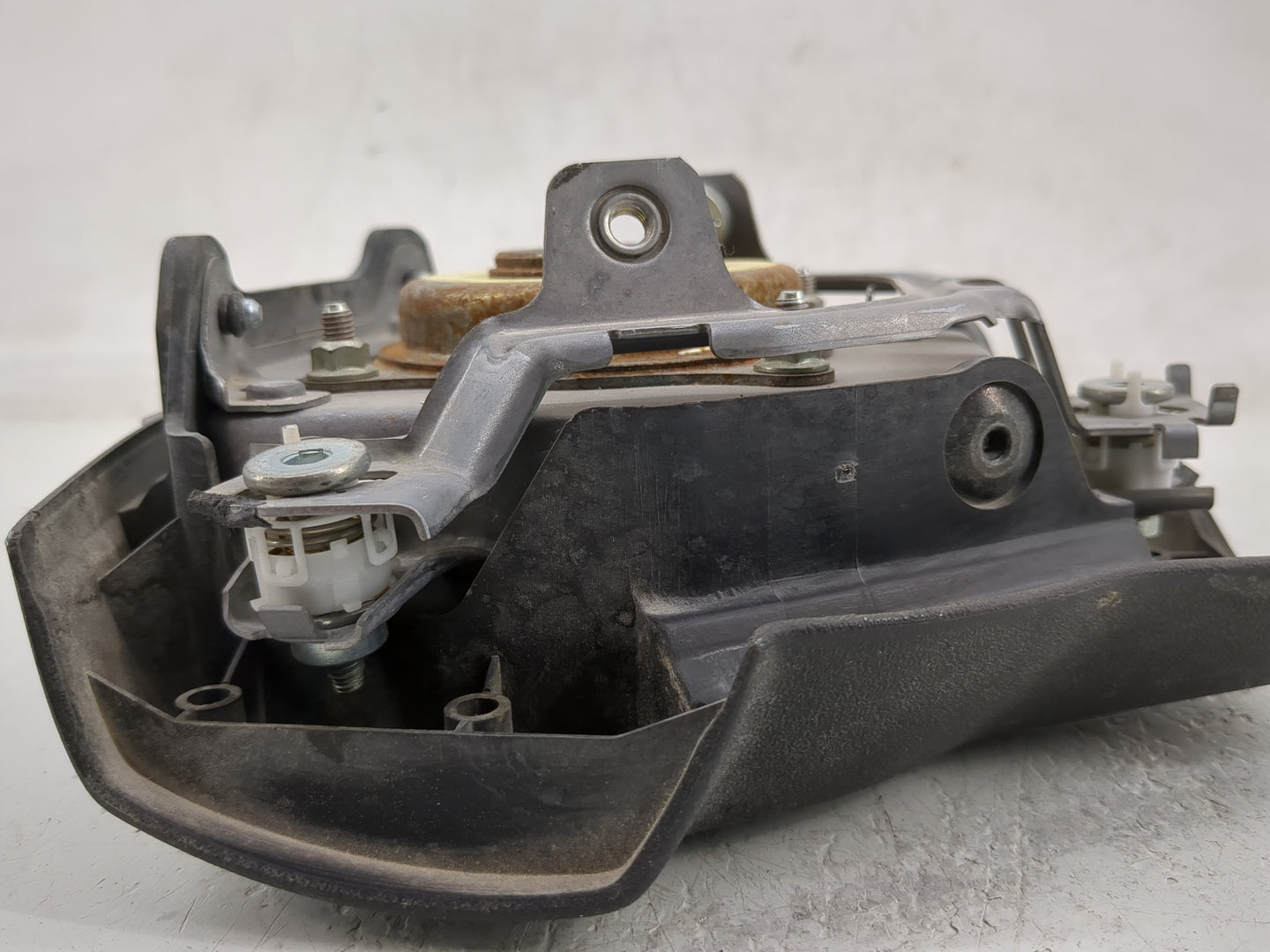 2008-2014 Scion Xd Air Bag Driver Left Steering Wheel Mounted Fits Fits 2008 2009 2010 2011 2012 2013 2014 OEM Used Auto Par