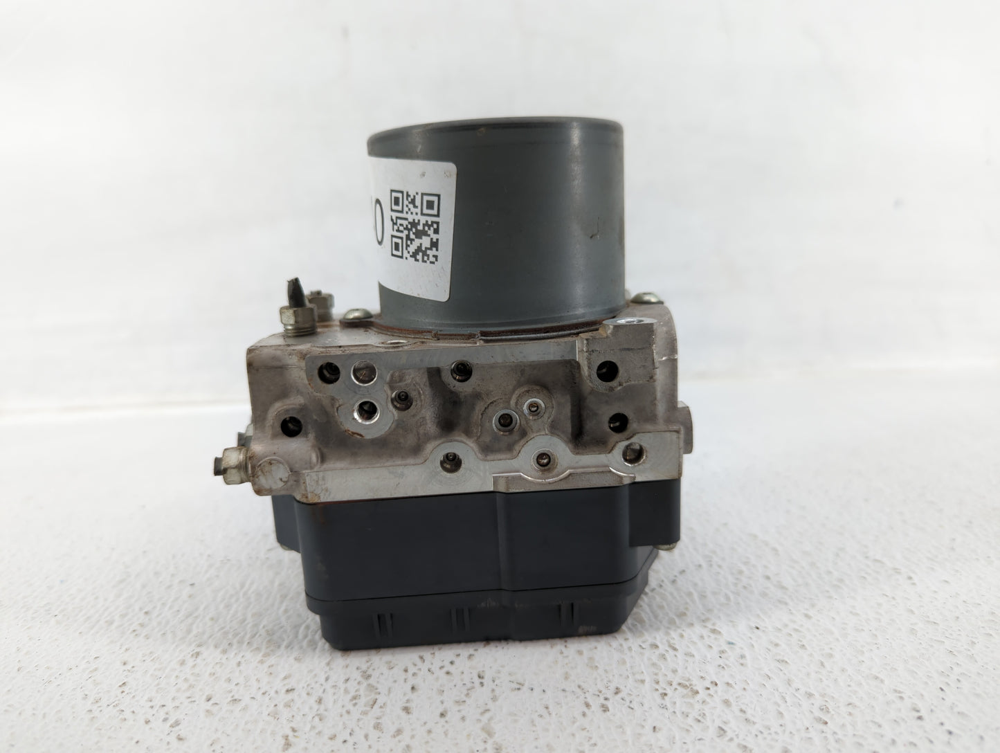 2010 Scion Xd ABS Pump Control Module Replacement P/N:44540-52190 89541-52620 Fits OEM Used Auto Parts - Oemusedautoparts1.c