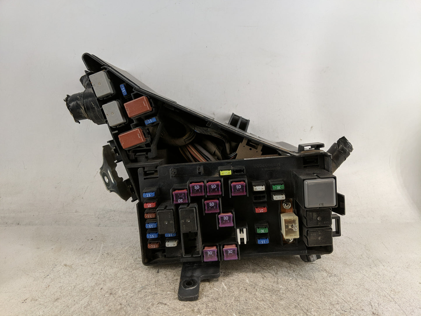 2010-2013 Subaru Forester Fusebox Fuse Box Panel Relay Module P/N:MB100200B Fits Fits 2010 2011 2012 2013 OEM Used Auto Part