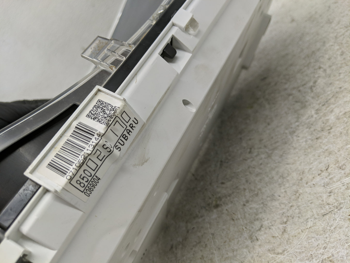 2010 Subaru Forester Instrument Cluster Speedometer Gauges P/N:85002SC170 Fits OEM Used Auto Parts - Oemusedautoparts1.com