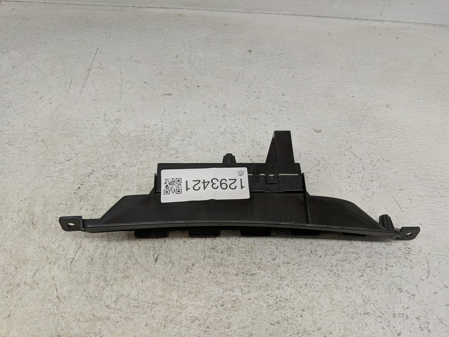 2009-2011 Subaru Forester Information Display Screen - Oemusedautoparts1.com