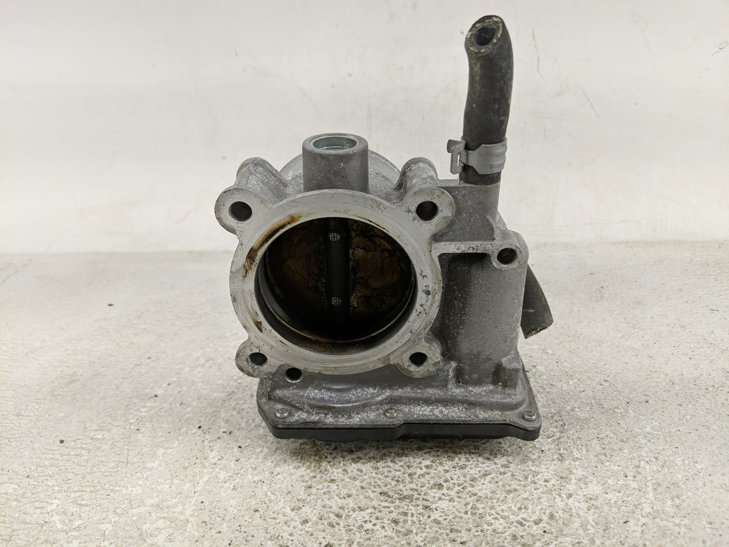 2009-2010 Subaru Forester Throttle Body P/N:16112AA380 Fits Fits 2007 2008 2009 2010 OEM Used Auto Parts - Oemusedautoparts1
