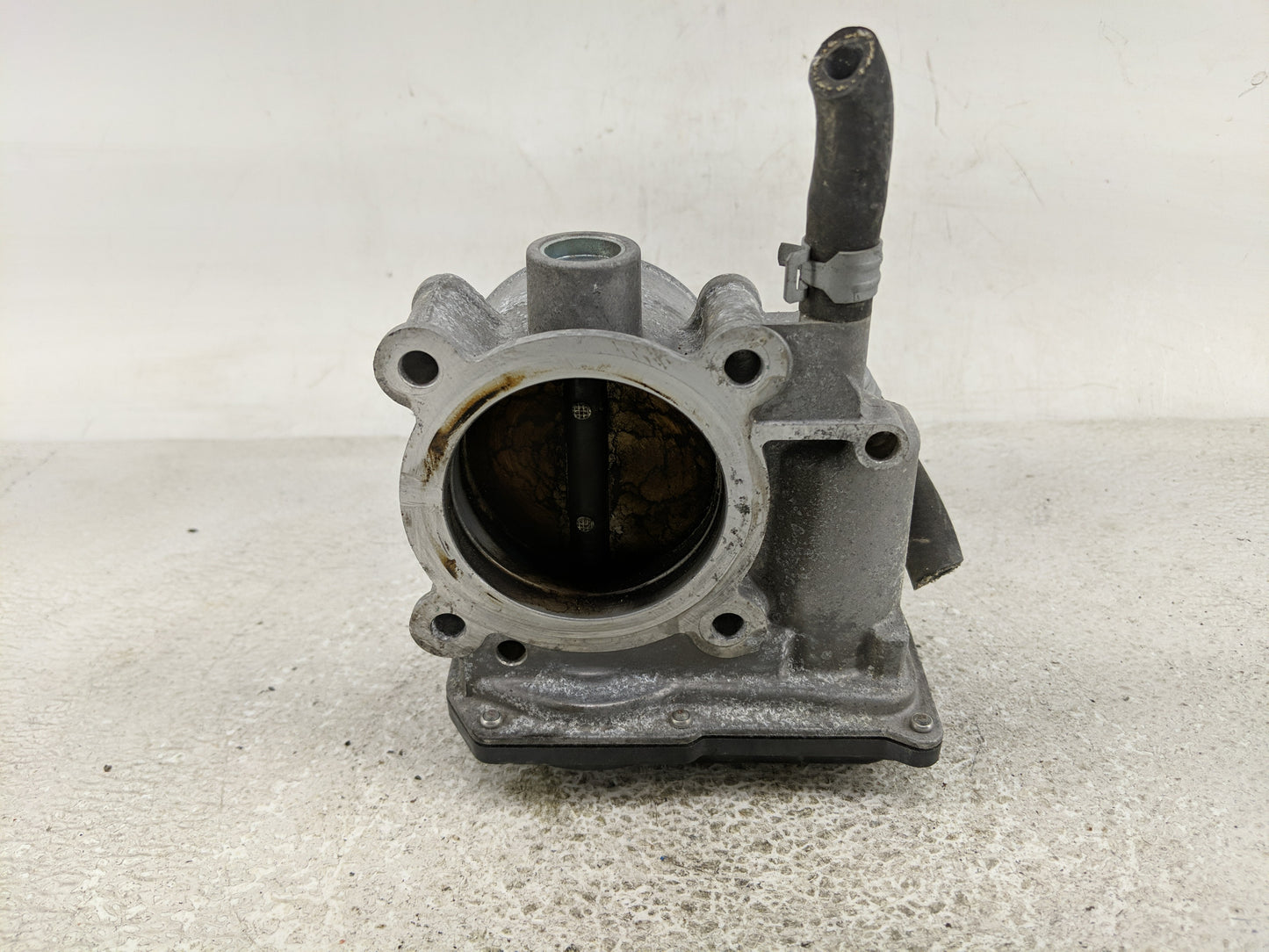 2009-2010 Subaru Forester Throttle Body P/N:16112AA380 Fits Fits 2007 2008 2009 2010 OEM Used Auto Parts - Oemusedautoparts1