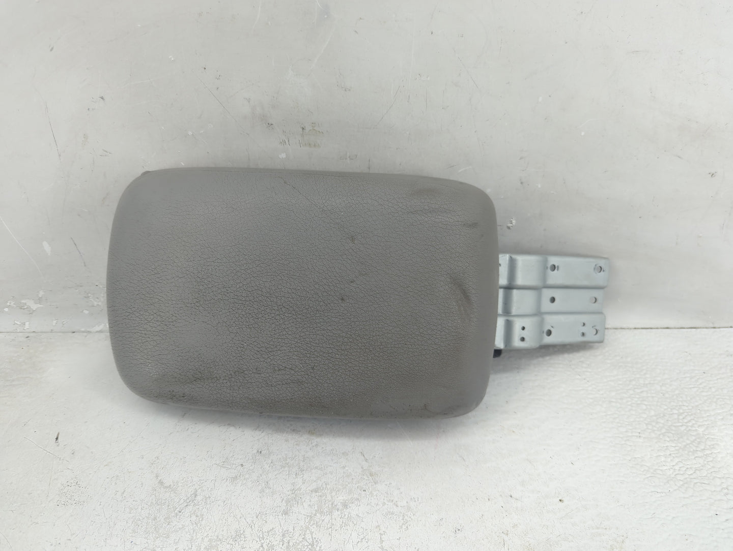 2010 Subaru Forester Center Console Armrest Cover Lid Fits OEM Used Auto Parts - Oemusedautoparts1.com