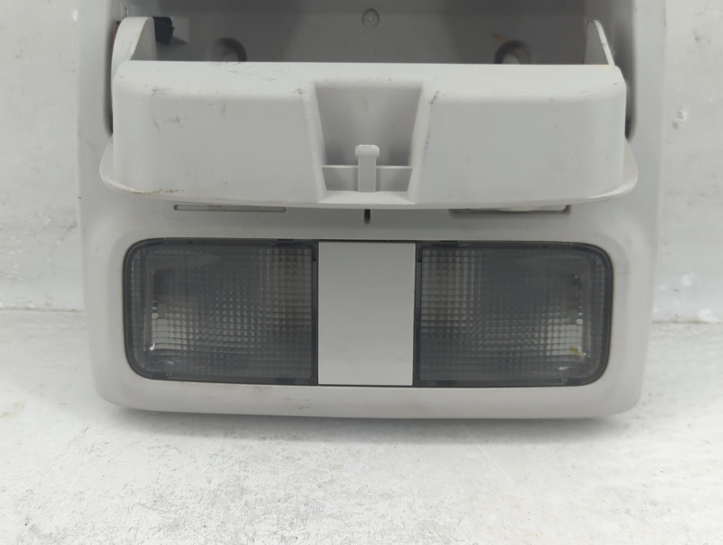 2010 Subaru Forester Overhead Roof Console - Oemusedautoparts1.com