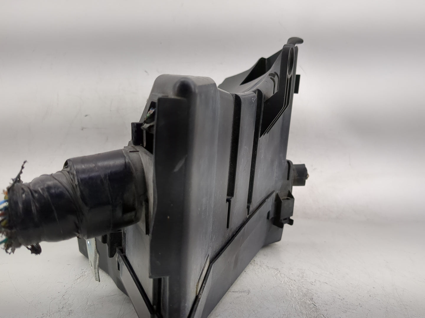 2010-2013 Subaru Forester Fusebox Fuse Box Panel Relay Module Fits Fits 2010 2011 2012 2013 OEM Used Auto Parts - Oemusedaut