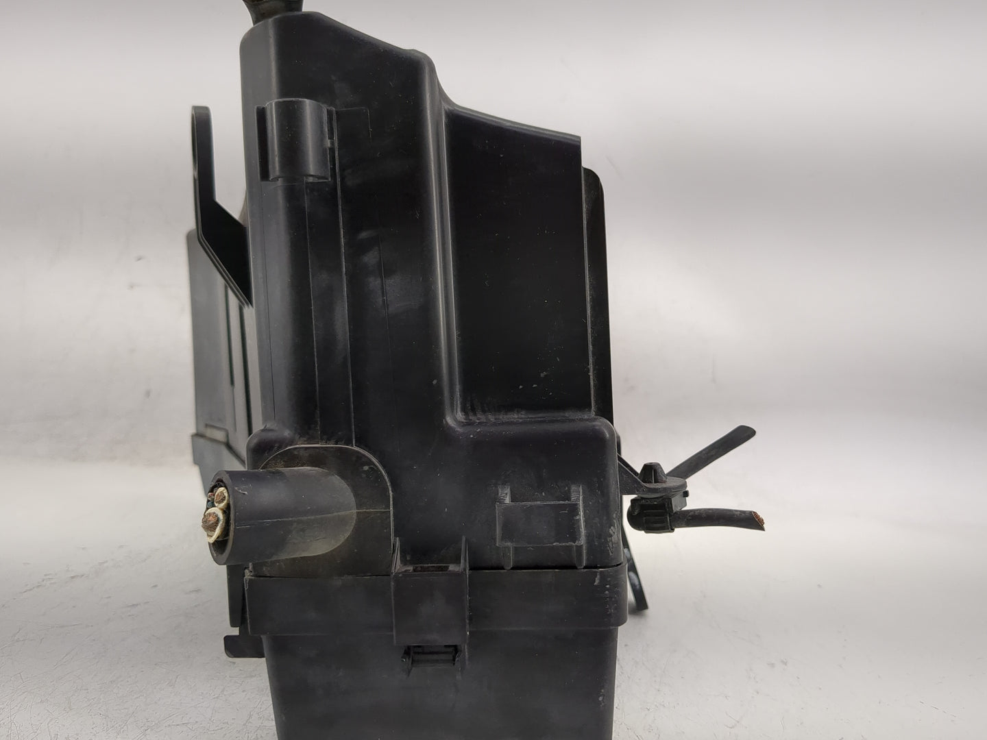 2010-2013 Subaru Forester Fusebox Fuse Box Panel Relay Module Fits Fits 2010 2011 2012 2013 OEM Used Auto Parts - Oemusedaut