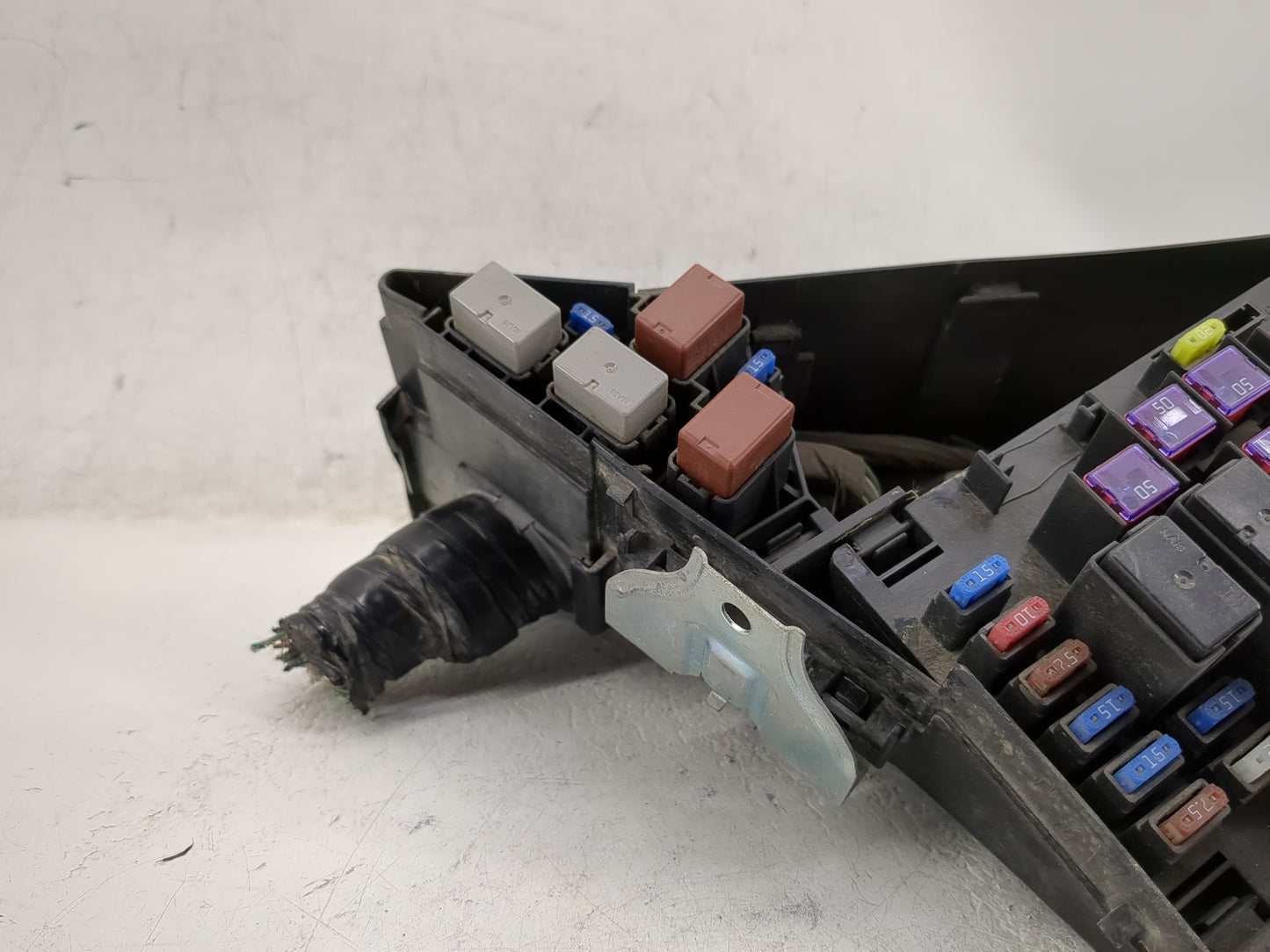 2010-2013 Subaru Forester Fusebox Fuse Box Panel Relay Module Fits Fits 2010 2011 2012 2013 OEM Used Auto Parts - Oemusedaut