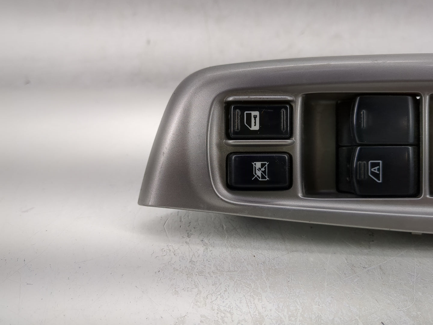 2009-2010 Subaru Forester Master Power Window Switch Replacement Driver Side Left P/N:94266 FG530 Fits Fits 2008 2009 2010 O