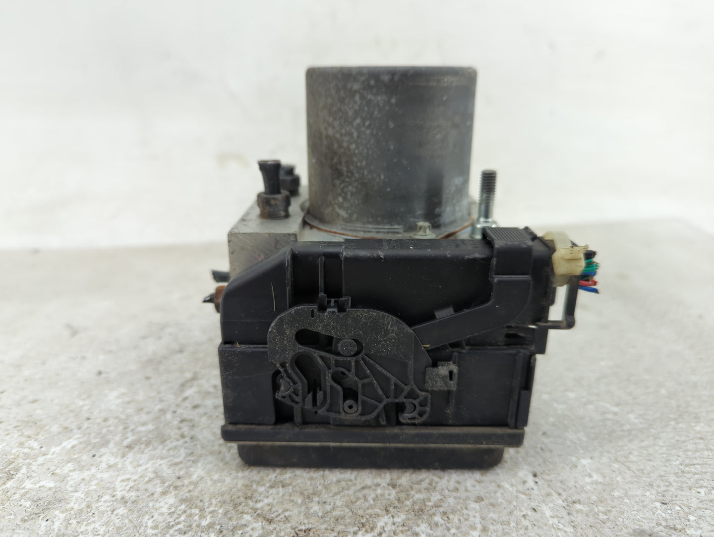 2009-2010 Subaru Forester ABS Pump Control Module Replacement P/N:0265230199 Fits Fits 2009 2010 OEM Used Auto Parts - Oemus
