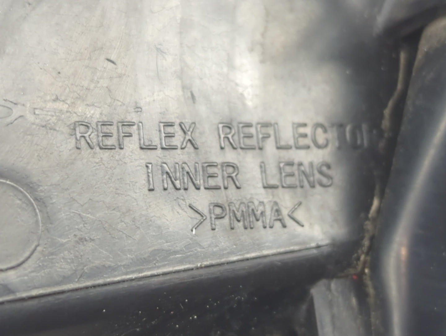2010 Subaru Forester Passenger Right Oem Head Light Headlight Lamp - Oemusedautoparts1.com