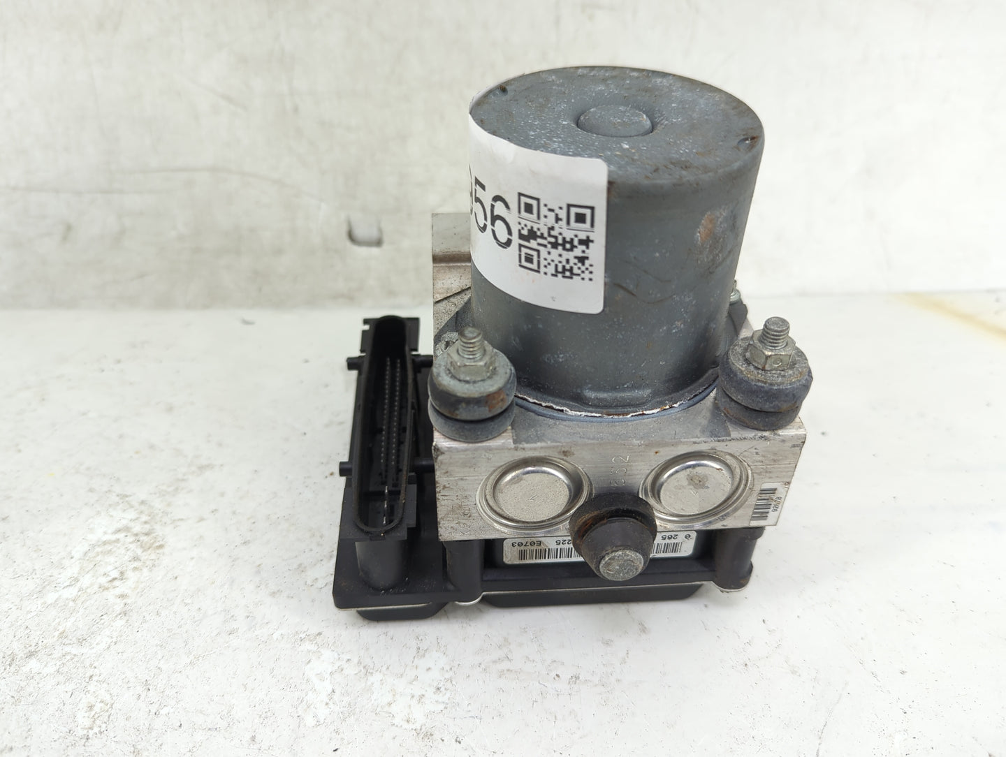 2009-2010 Subaru Forester ABS Pump Control Module Replacement P/N:0265951584 0265235510, 10030713/0199 Fits Fits 2009 2010 O