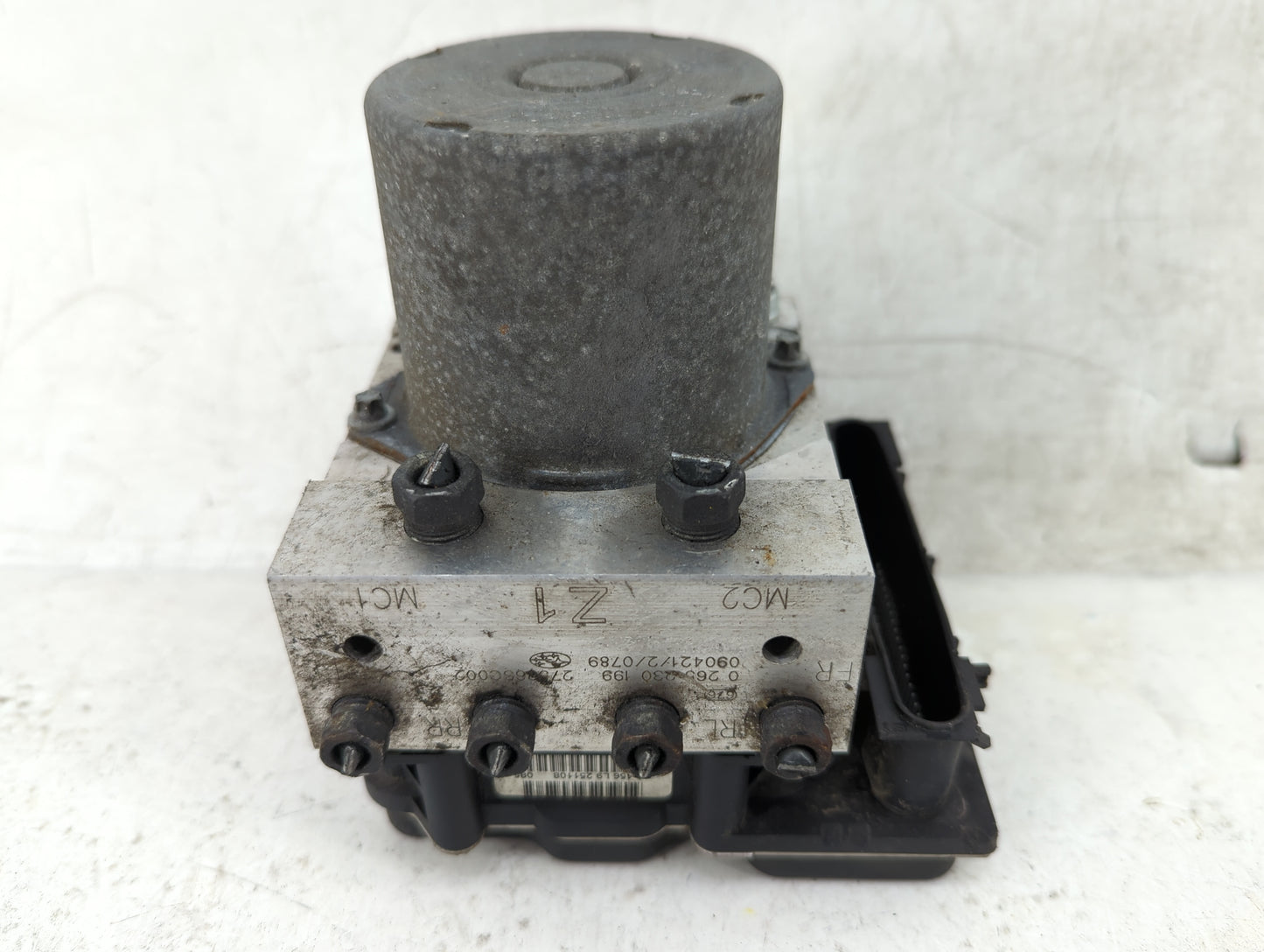 2009-2010 Subaru Forester ABS Pump Control Module Replacement P/N:0265230199 27536SC002 Fits Fits 2009 2010 OEM Used Auto Pa