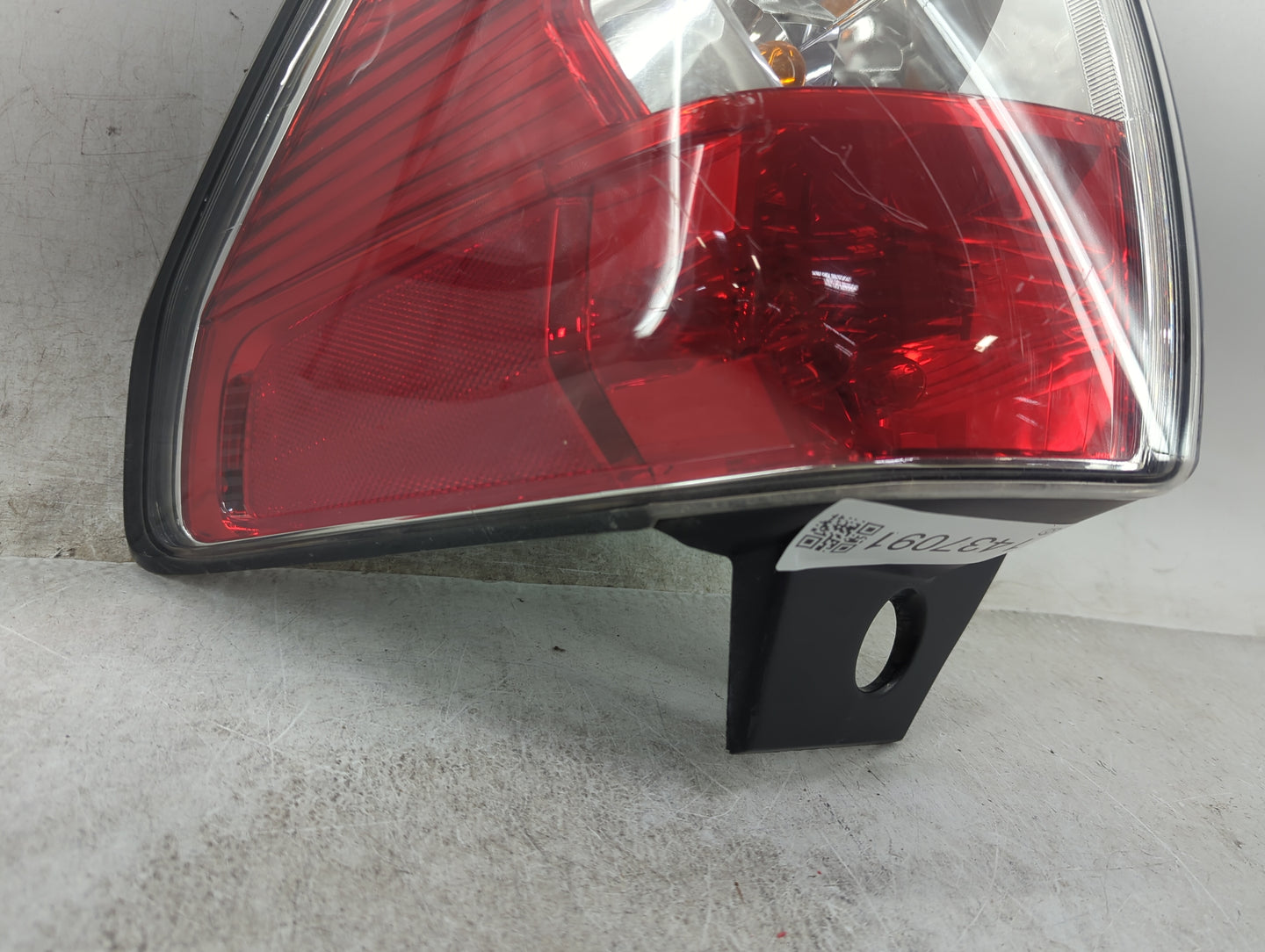 2010 Subaru Forester Tail Light Assembly Passenger Right OEM Fits OEM Used Auto Parts - Oemusedautoparts1.com
