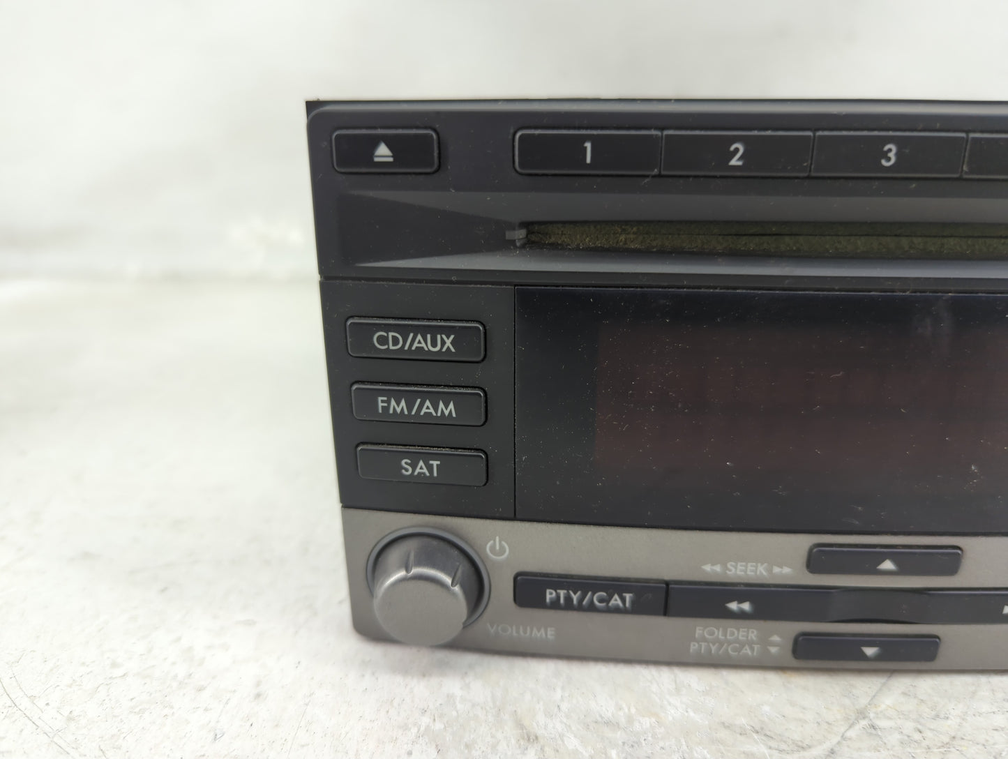 2010 Subaru Forester Radio AM FM Cd Player Receiver Replacement P/N:86201SC601 PF-2982B-B Fits OEM Used Auto Parts - Oemused