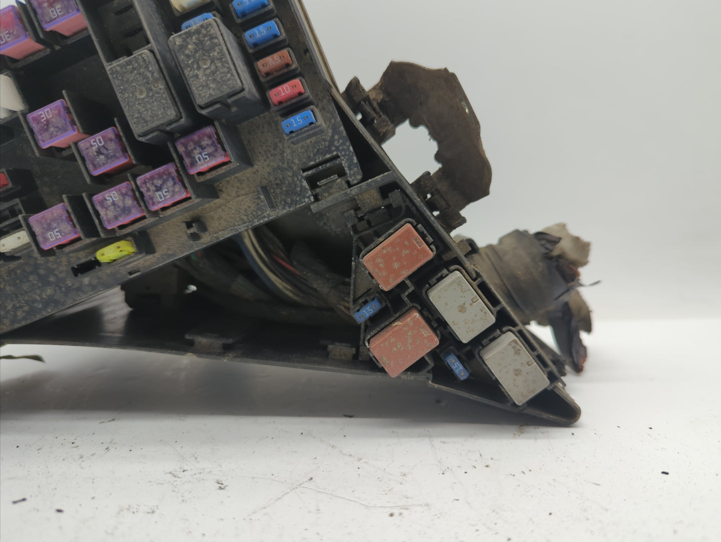 2010-2013 Subaru Forester Fusebox Fuse Box Panel Relay Module P/N:82241SC050 MB100200B, MB502095B Fits Fits 2010 2011 2012 2