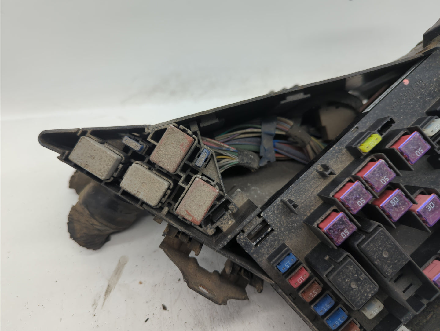 2010-2013 Subaru Forester Fusebox Fuse Box Panel Relay Module P/N:82241SC050 MB100200B, MB502095B Fits Fits 2010 2011 2012 2