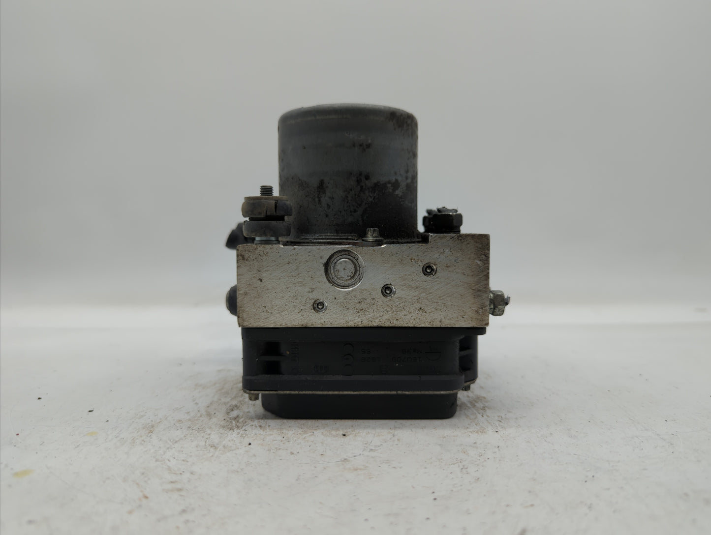 2009-2010 Subaru Forester ABS Pump Control Module Replacement P/N:27536SC012 Fits Fits 2009 2010 OEM Used Auto Parts - Oemus